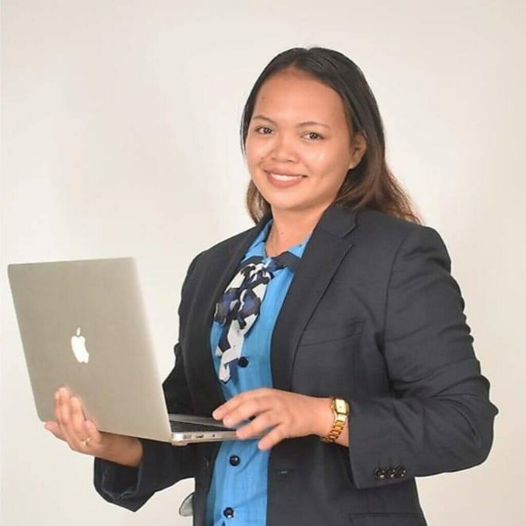 4012115 days Social Media Management up to 2 accounts